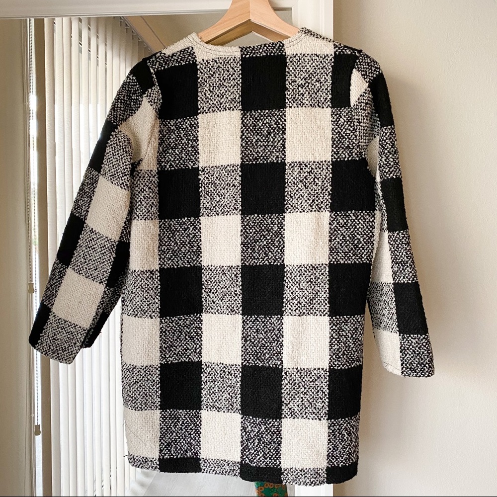 Black and white checkered/plaid tweed cardigan - Picture 2 of 5